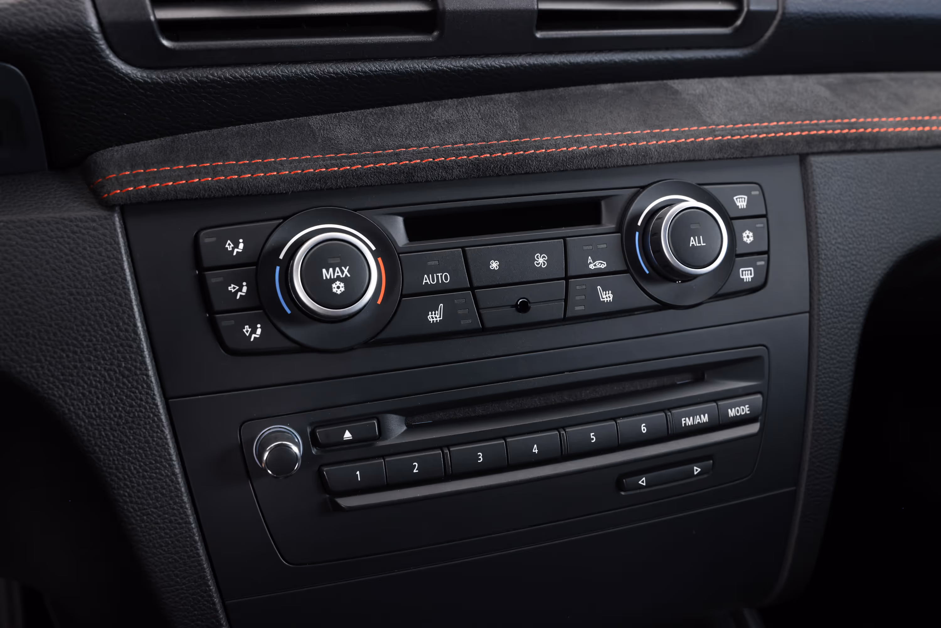 2011 BMW E82 1M - Image 43