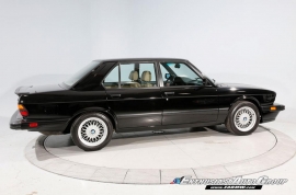 1988 BMW M5 Manual Sedan