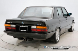 1988 BMW M5 Manual Sedan