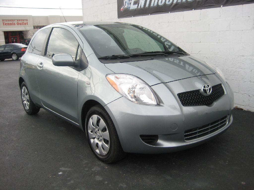 Toyota yaris 2008 год