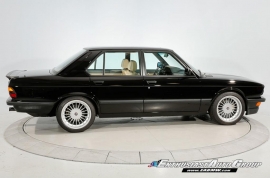 The Pinnacle of E28 M5\'s