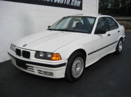 1992 BMW 325i Automatic Sedan