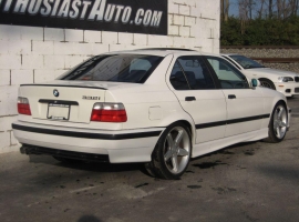 1993 BMW 332i Manual Sedan