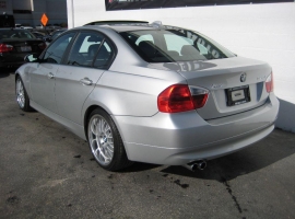 2006 BMW 325i Automatic Sedan