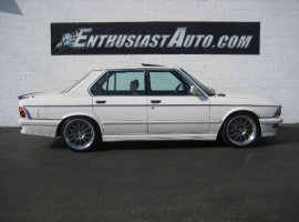 1988 BMW M5 Manual Sedan