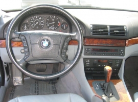 2000 BMW 528i Automatic Sedan