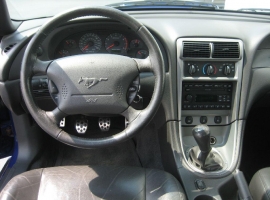 2004 Ford Mustang 4.6L V8 Manual Convertible