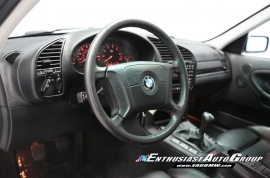 1998 BMW 328i Manual Sedan