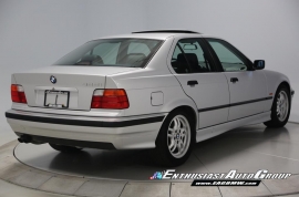 1998 BMW 328i Manual Sedan