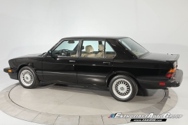 1988 BMW M5 Manual Sedan