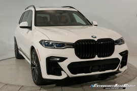 2022 BMW X7 M50i SAV