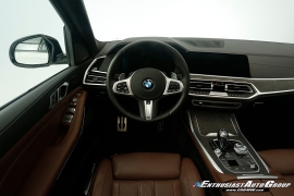 2022 BMW X7 M50i SAV