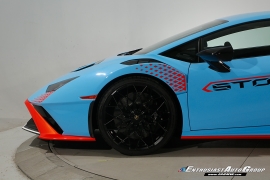 2022 Lamborghini Huracan STO