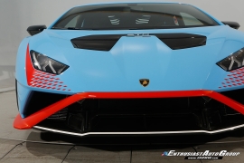 2022 Lamborghini Huracan STO