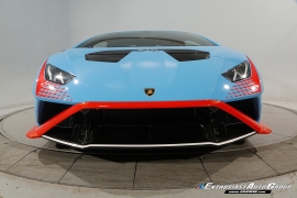 2022 Lamborghini Huracan STO