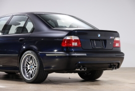 2003 BMW E39 M5 - Carbon Black